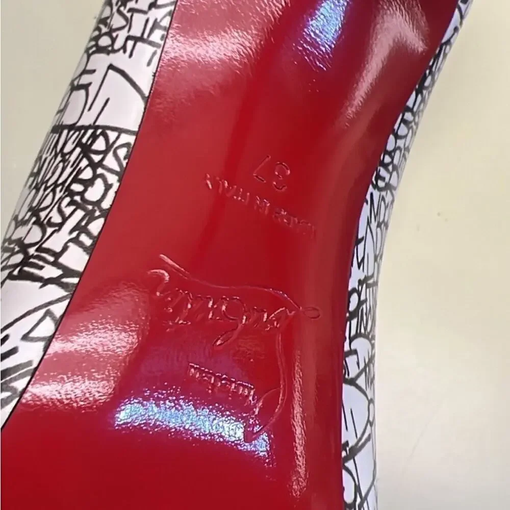 Christian Louboutin Stiletto Pumps White Black Luxurious Texture Size EU 37 NWT